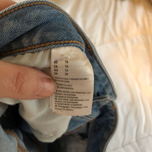 American eagle cut off size 16 - Picture 3 of 3